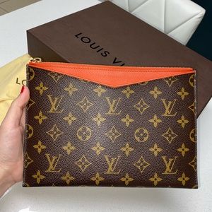 Louis Vuitton Pouch canvas clutch